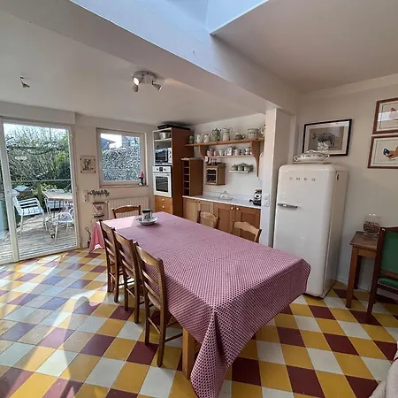 Therese A Deux Pas Du Centre Nyaraló