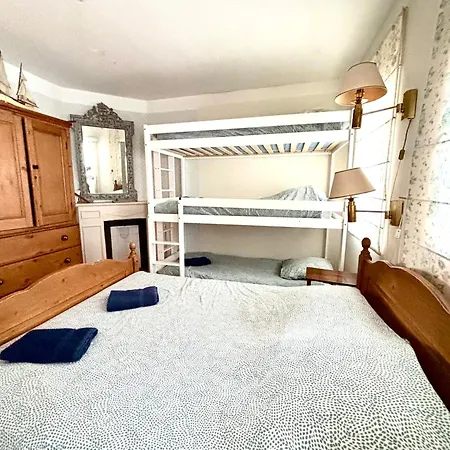 Therese A Deux Pas Du Centre Étaples